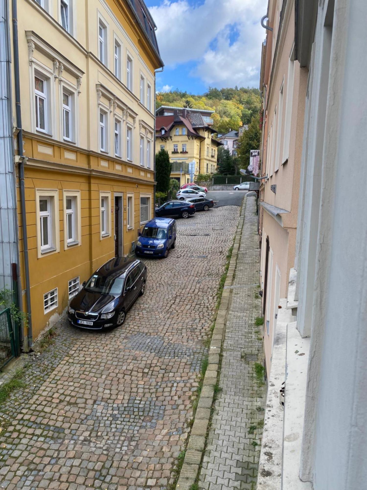 Apartmentscarlsbad Karlsbad Exterior foto