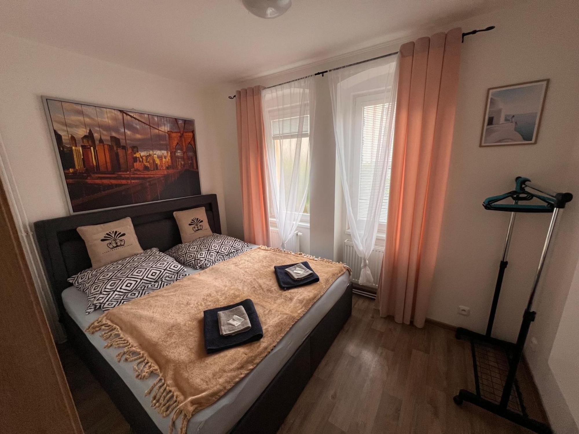 Apartmentscarlsbad Karlsbad Exterior foto